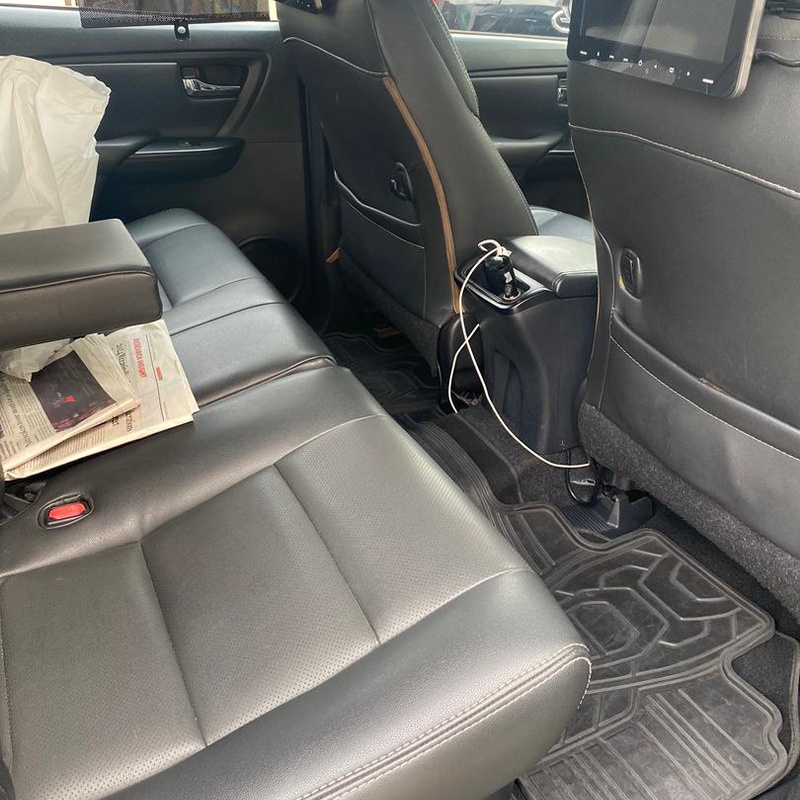 Clean Toyota Fortuner 2017 for Sale in Yaba Lagos image