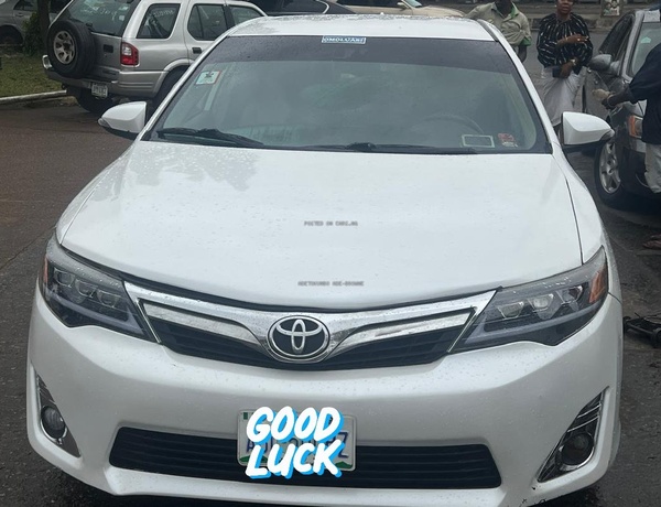2014 Toyota Camry Hybrid for Sale In Lagos