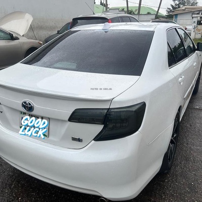 2014 Toyota Camry Hybrid for Sale In Lagos