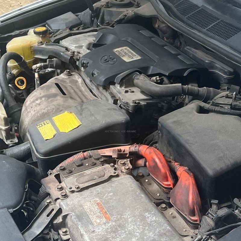 2014 Toyota Camry Hybrid for Sale In Lagos image
