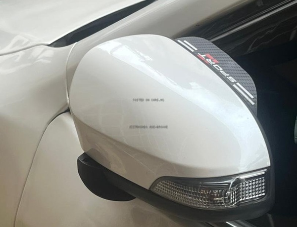 2014 Toyota Camry Hybrid for Sale In Lagos