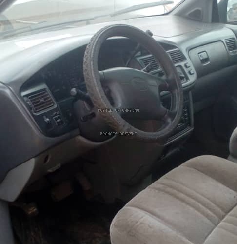 Toyota Sienna 1999 for Sale In Lagos