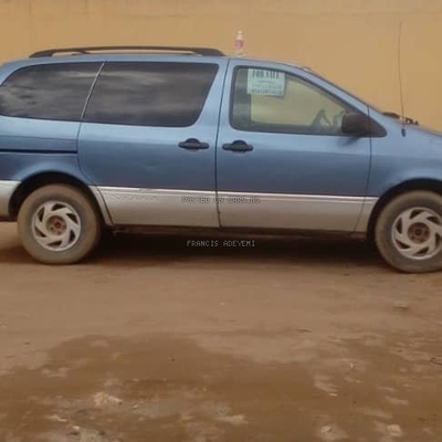 Toyota Sienna 1999 for Sale In Lagos
