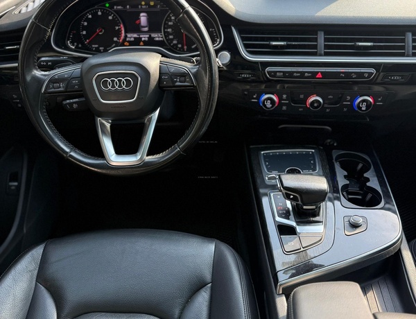 Audi Q7 2017 for Sale In Abuja