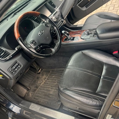 Foreign Used 2015 Kia K900 for Sale In Lagos