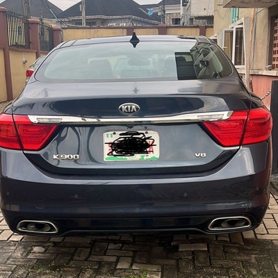 Foreign Used 2015 Kia K900 for Sale In Lagos