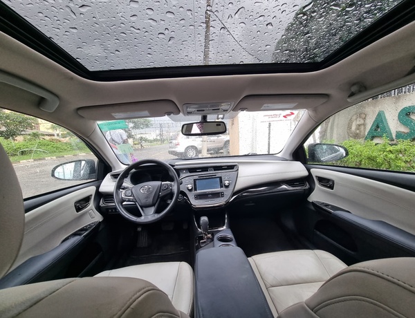 Foreign Used 2015 Toyota Avalon for Sale in Ikeja Lagos
