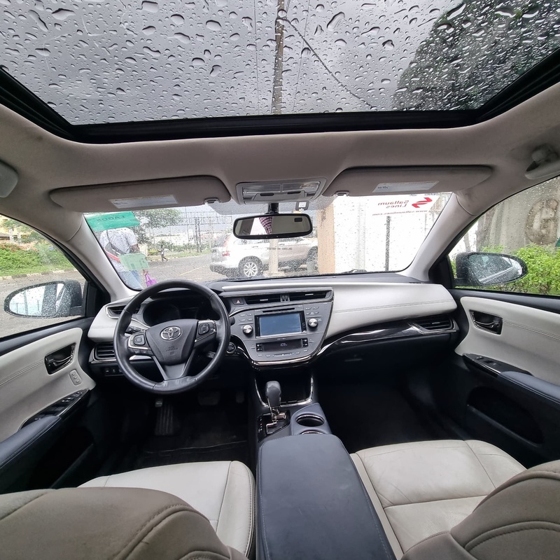 Foreign Used 2015 Toyota Avalon for Sale in Ikeja Lagos image