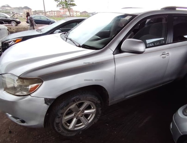 Toyota Highlander 2008 for Sale In Lagos