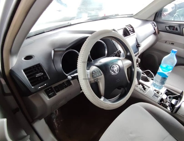 Toyota Highlander 2008 for Sale In Lagos