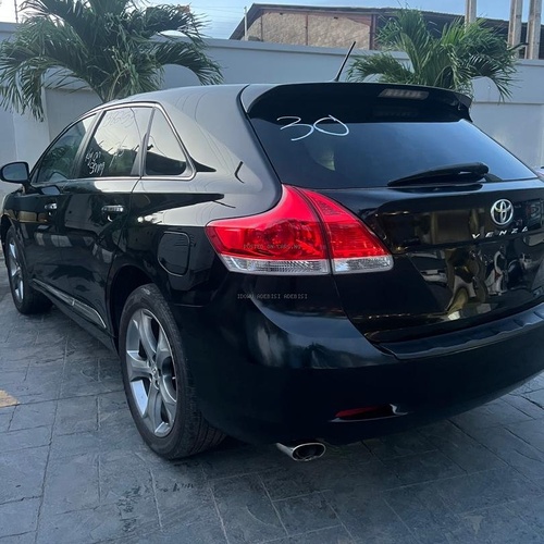 2011 Toyota Venza (Accident Free) for Sale In Alimosho Lagos 