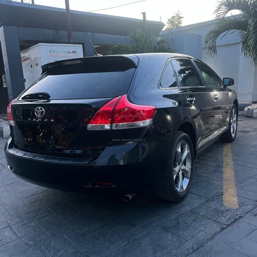 2011 Toyota Venza (Accident Free) for Sale In Alimosho Lagos 