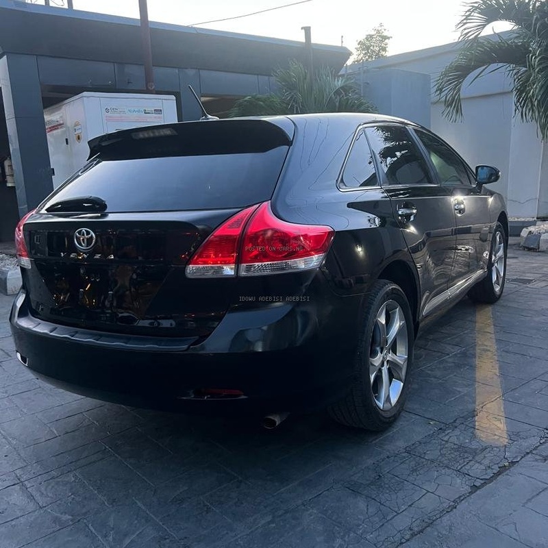 2011 Toyota Venza (Accident Free) for Sale In Alimosho Lagos  image