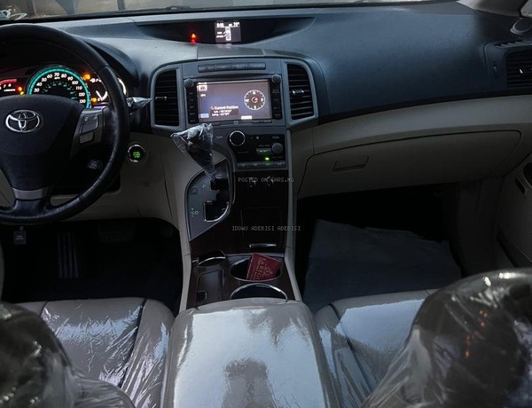 2011 Toyota Venza (Accident Free) for Sale In Alimosho Lagos 