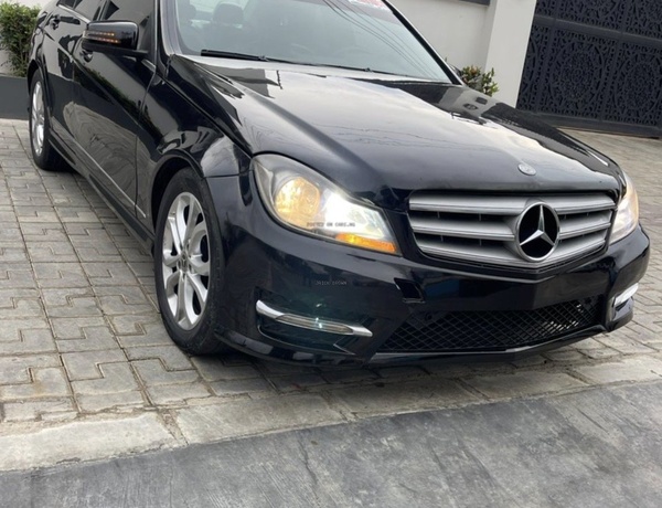 Mercedes Benz C300 2013 for Sale In Abuja