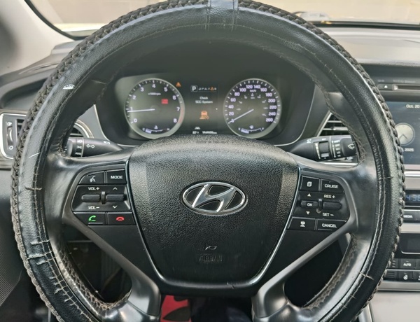 HYUNDAI SONATA 2015 MODEL FOR SALE IN ABUJA