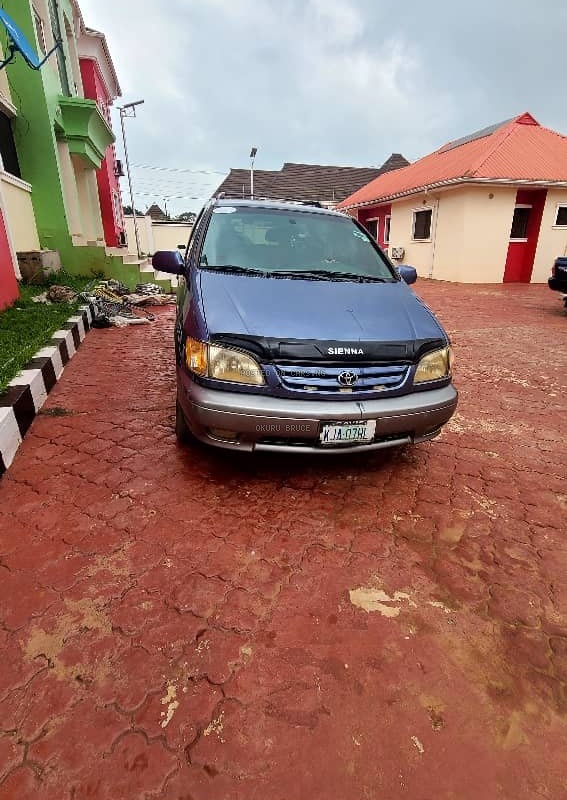 Toyota Sienna 2002 for Sale In Sagamu Ogun state image