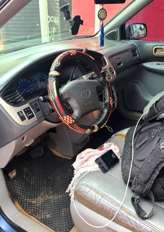 Toyota Sienna 2002 for Sale In Sagamu Ogun state image