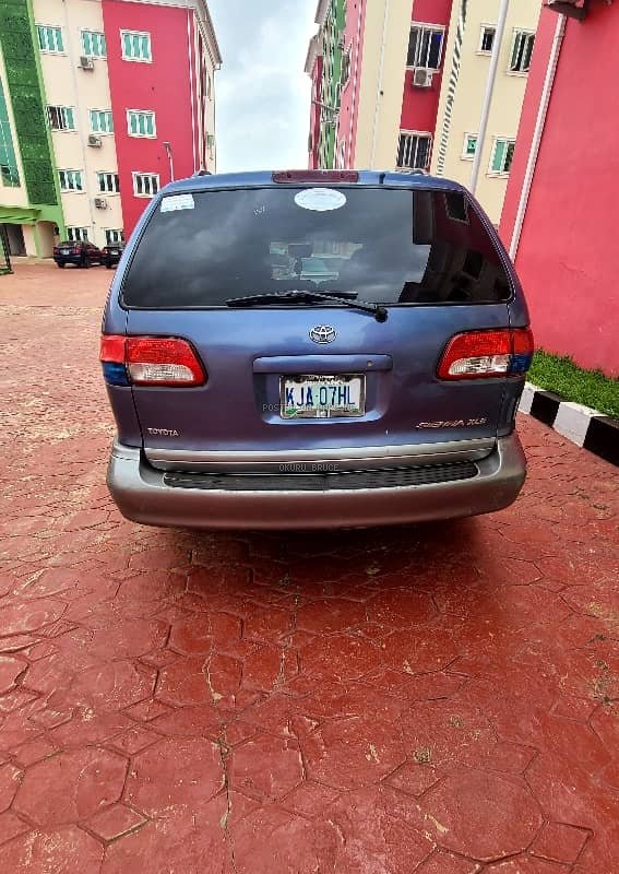 Toyota Sienna 2002 for Sale In Sagamu Ogun state image