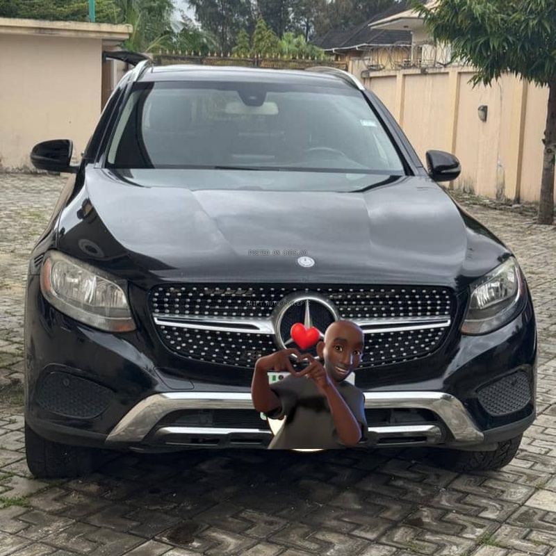 2017 GLC300 4matic for Sale In Lekki Lagos image