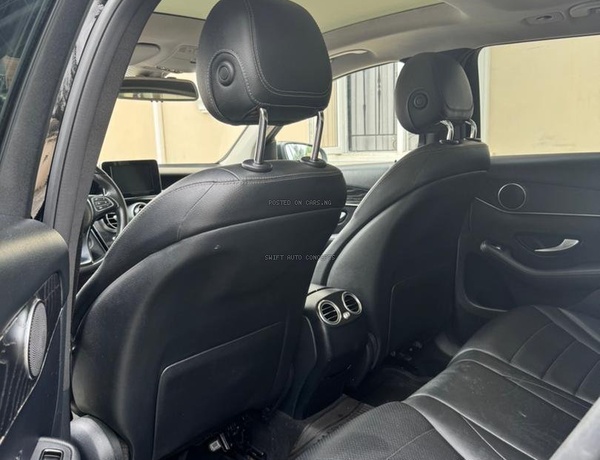 2017 GLC300 4matic for Sale In Lekki Lagos