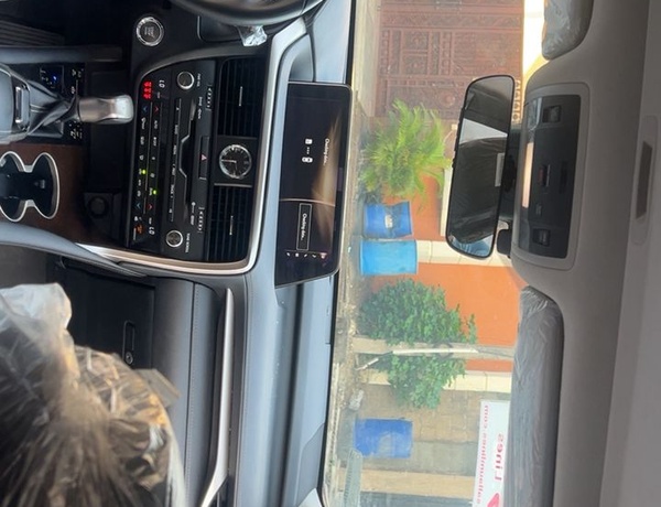 Lexus Rx350L 2018 for Sale in Lagos