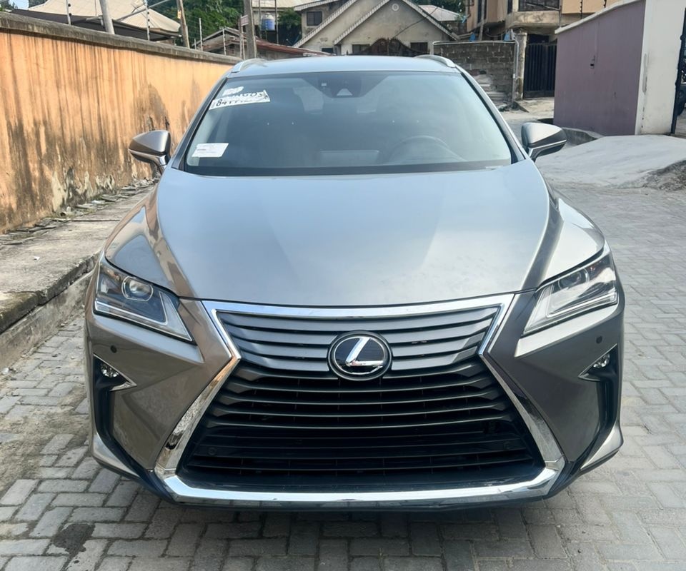 Taiwo Bamidele Hero Image