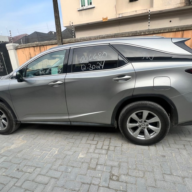 Lexus Rx350L 2018 for Sale in Lagos image