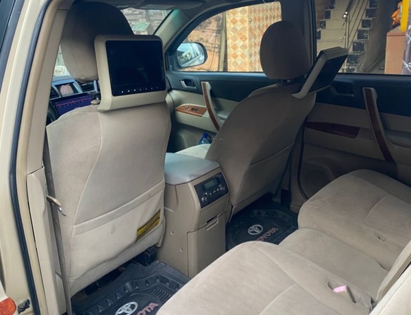 Toyota Highlander Toyota 2012 for Sale in Ajah Lagos