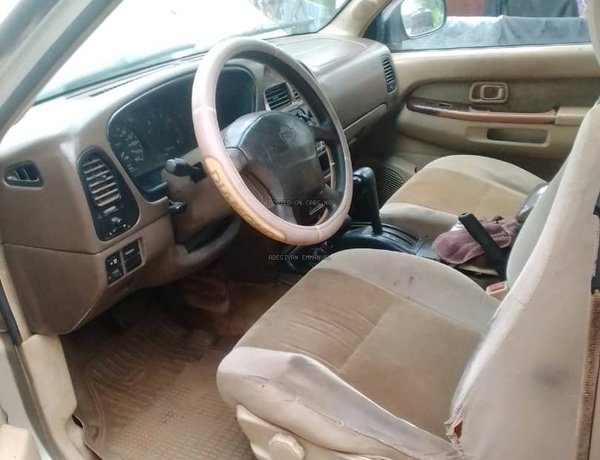 Nissan Pathfinder 1997 for Sale in Ogijo Ogun- State.