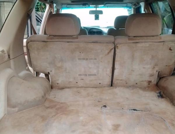 Nissan Pathfinder 1997 for Sale in Ogijo Ogun- State.
