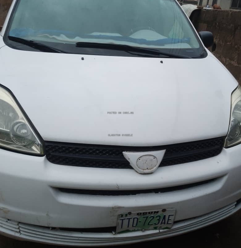 2007 Toyota Sienna for Sale In Abeokuta Ogun State image