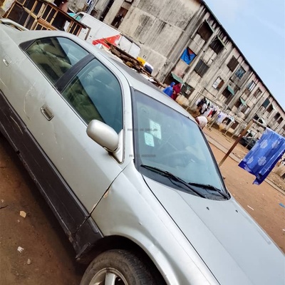 Toyota Camry Tinny light 2001 for Sale In ikeja Lagos