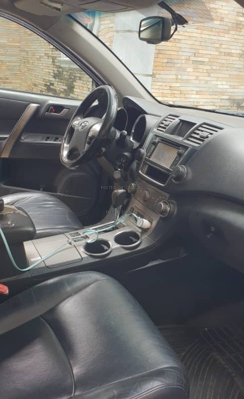 Toyota Highlander 2013  for sale in Lagos image