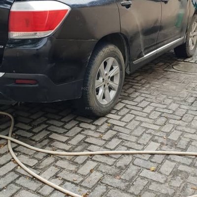 Toyota Highlander 2013  for sale in Lagos