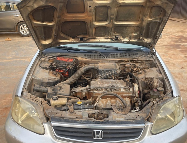 Honda Civic 2000 for Sale In Lagos