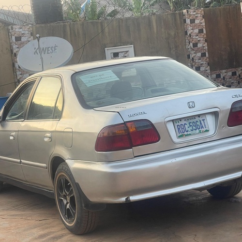 Honda Civic 2000 for Sale In Lagos