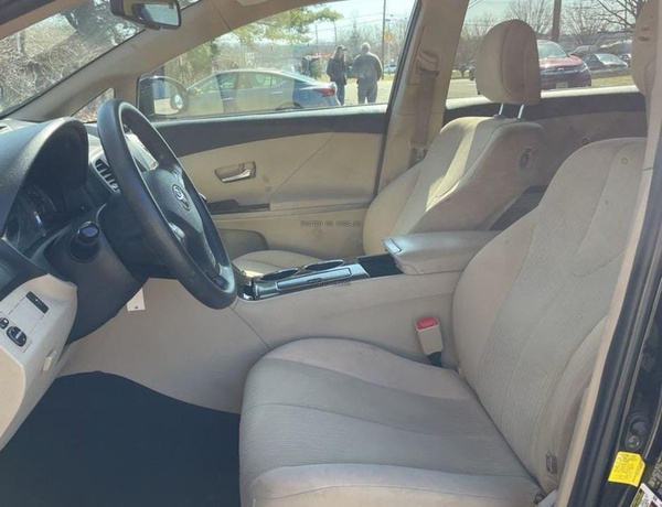 FOREIGN USED TOYOTA VENZA 2010 FOR SALE IN IBADAN 