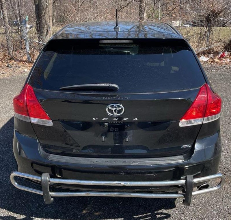 FOREIGN USED TOYOTA VENZA 2010 FOR SALE IN IBADAN  image