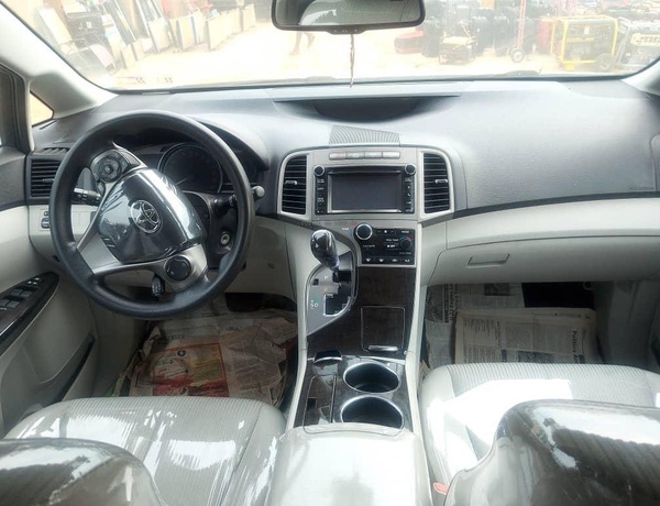 2013 4 plugs Toyota Venza for Sale In Edo