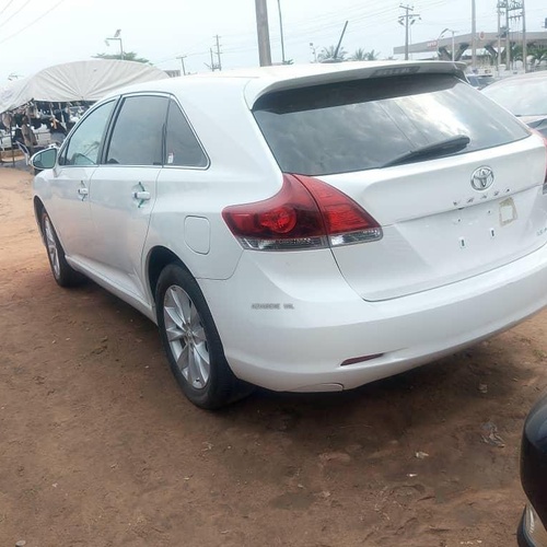 2013 4 plugs Toyota Venza for Sale In Edo