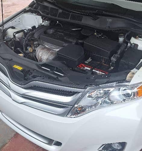 2013 4 plugs Toyota Venza for Sale In Edo