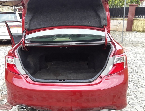 Toyota Camry 2012 for Sale in Abuja