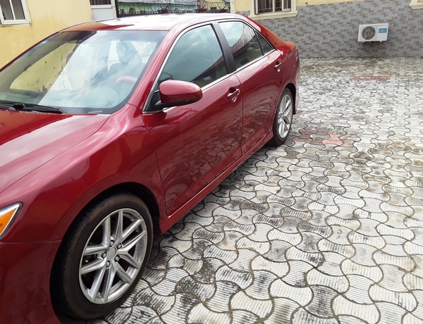 Toyota Camry 2012 for Sale in Abuja