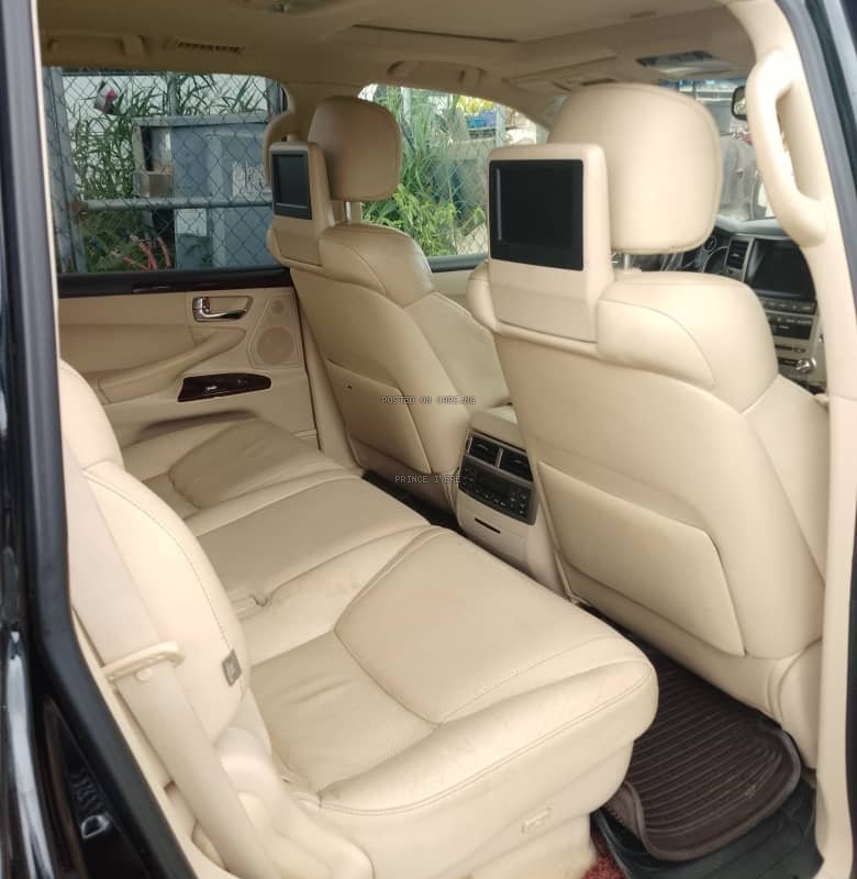 2015 upgraded to 2020 Lexus LX 570 for Sale In Lagos image