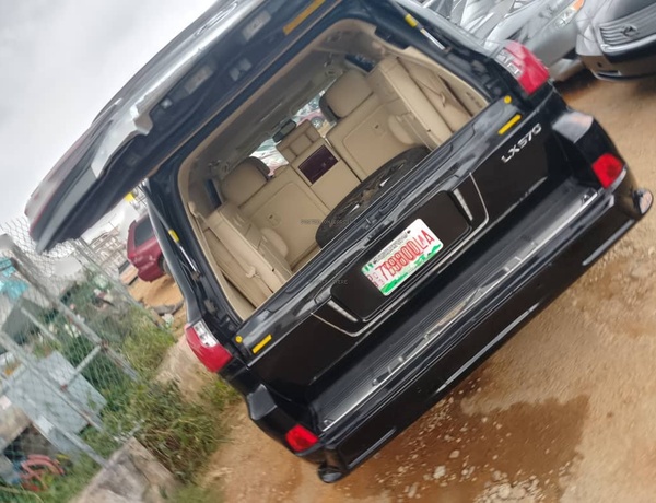 2015 upgraded to 2020 Lexus LX 570 for Sale In Lagos