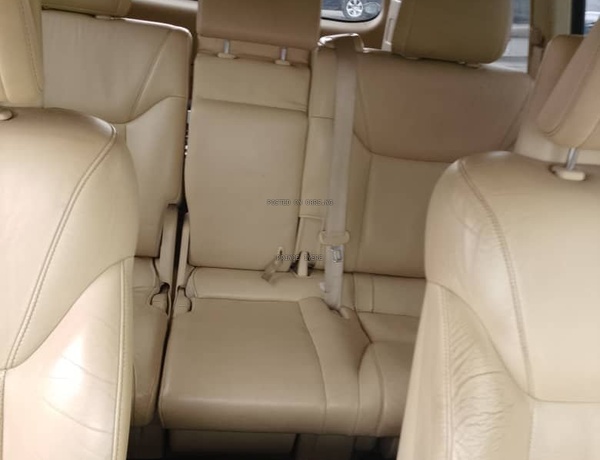 2015 upgraded to 2020 Lexus LX 570 for Sale In Lagos