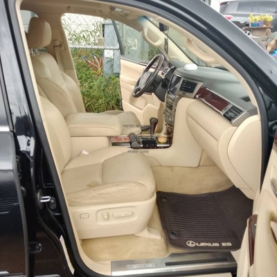 2015 upgraded to 2020 Lexus LX 570 for Sale In Lagos