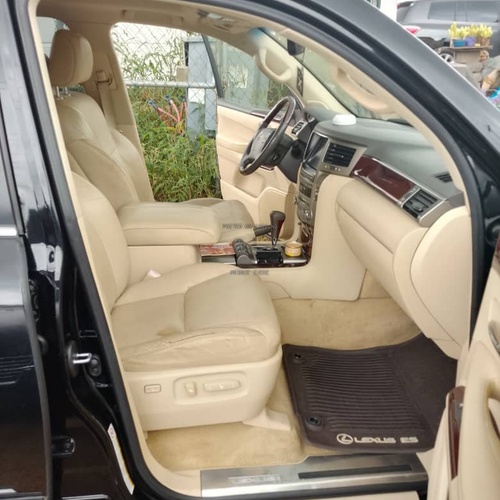 2015 upgraded to 2020 Lexus LX 570 for Sale In Lagos