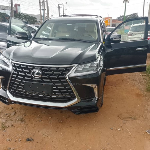 2015 upgraded to 2020 Lexus LX 570 for Sale In Lagos